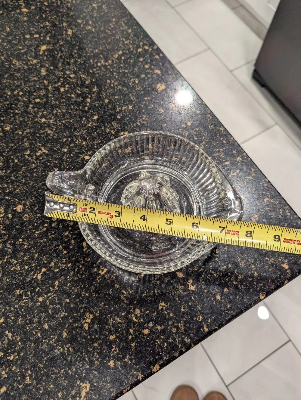 Anchor Hocking Clear Glass Citrus Juicer